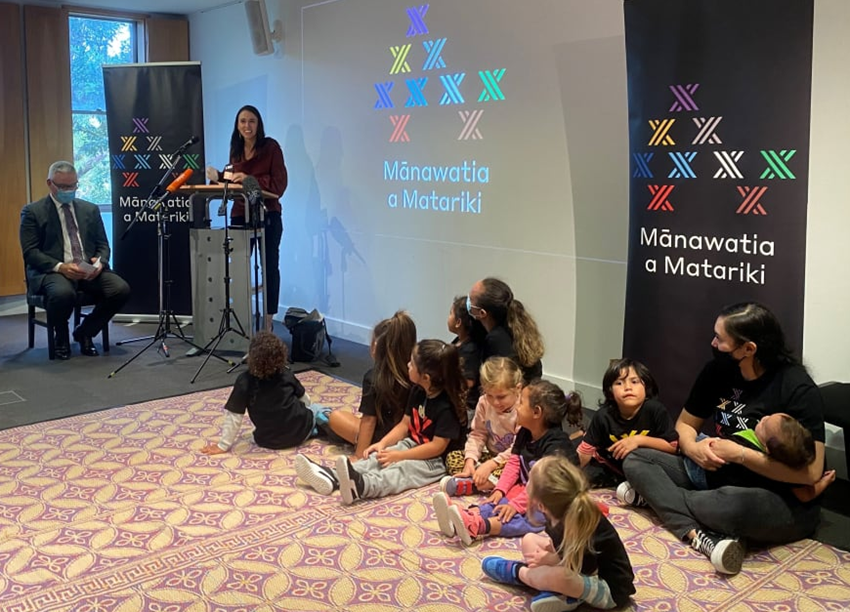 The new logo can be seen at the launch in Wellington with Prime Minister Jacinda Adern, Minister Kelvin Davis, and tamariki and kaiako from Te Kōhanga Reo o Ngā Mokopuna. Credit: RNZ / Ashleigh McCaul